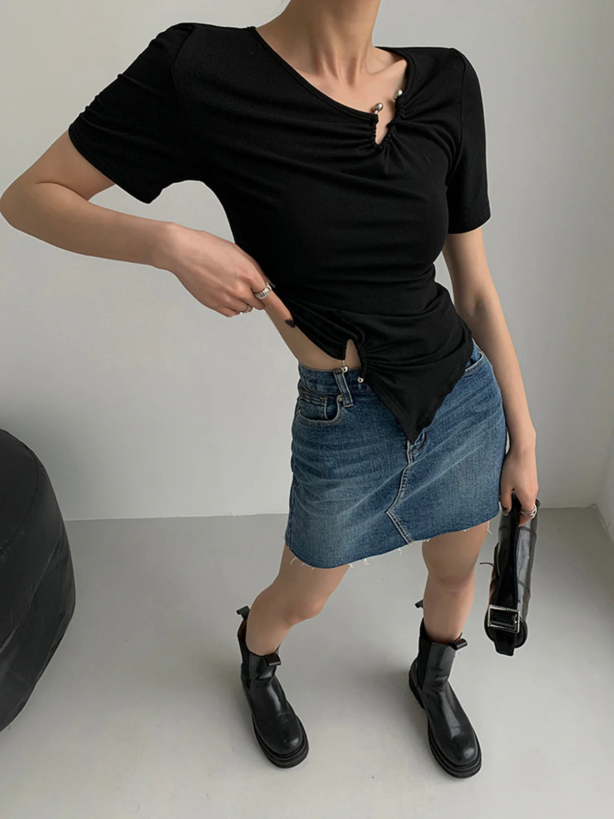 Slinky Metal Ring Trendy Short Sleeve Top - Image 5