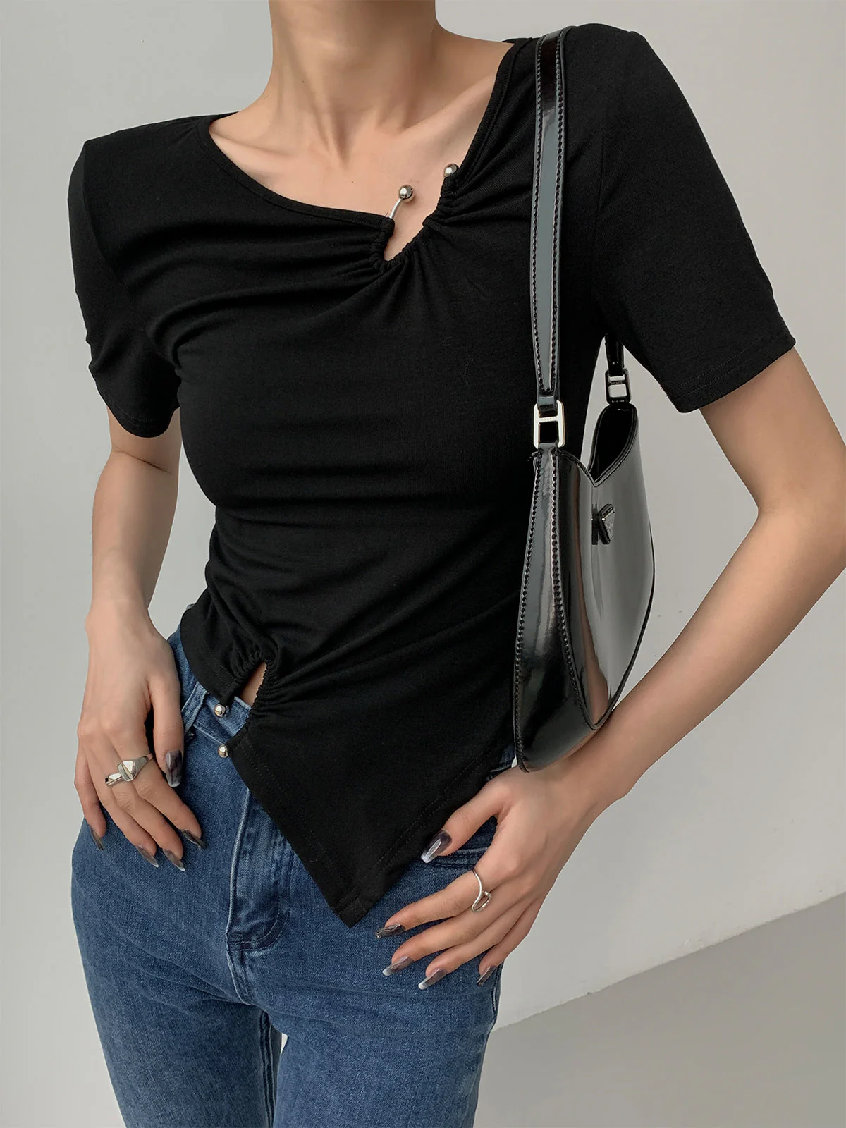 Slinky Metal Ring Trendy Short Sleeve Top - Image 8