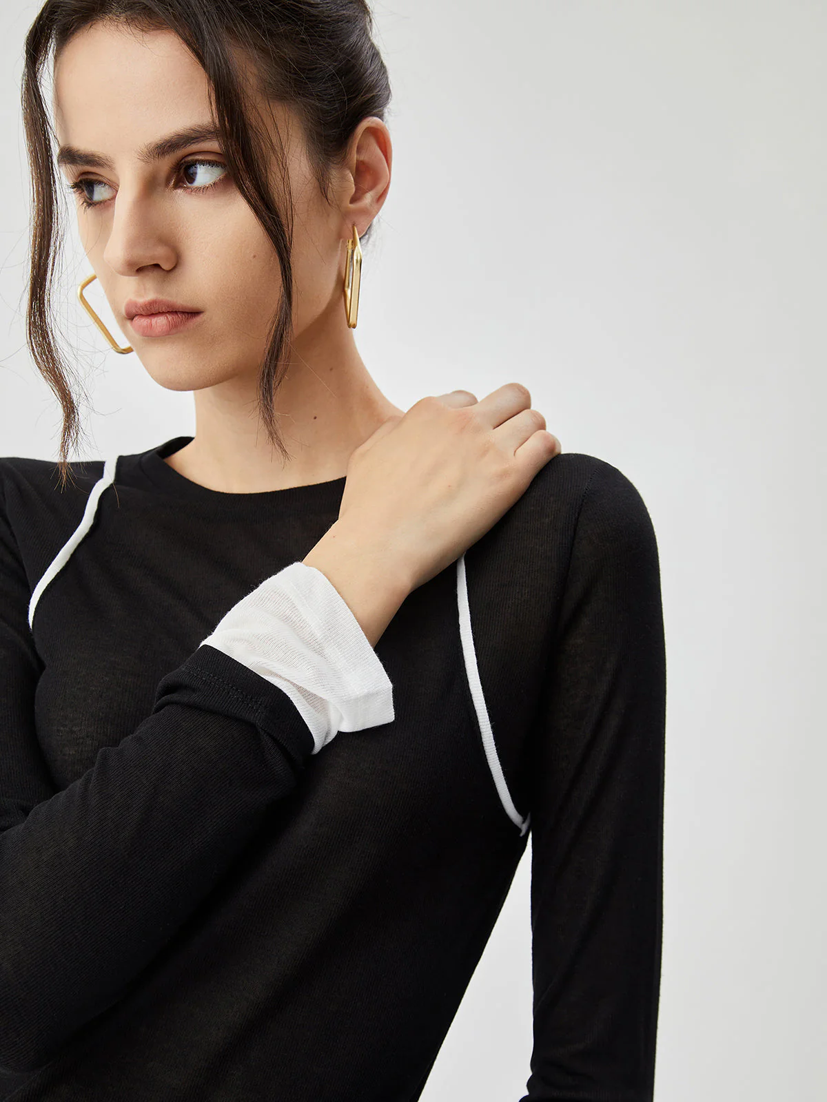 Semi-sheer Contrast Trim Patchwork Modern Long Sleeve Knit Top - Image 4