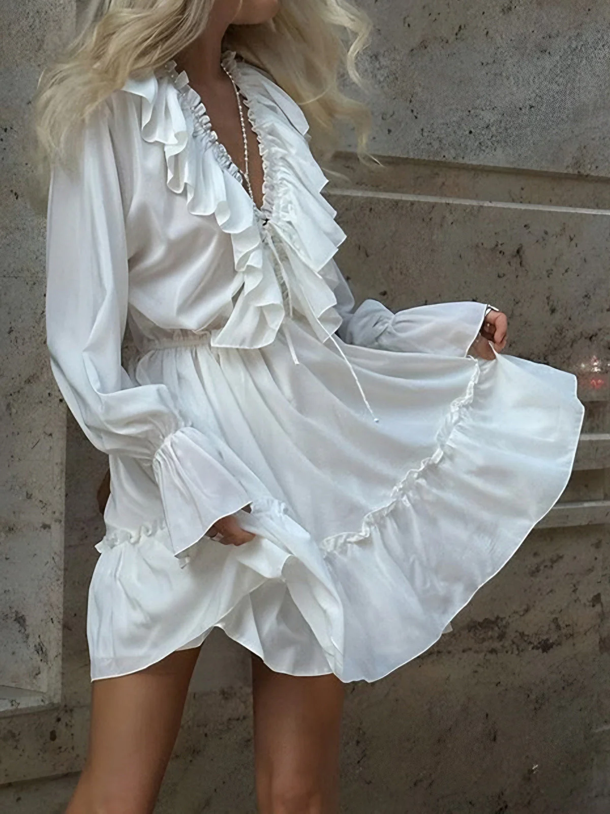 Ruffle Collar Graceful Short Dress - Image 2