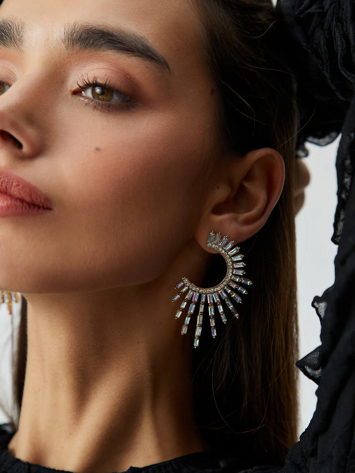 Rhinestones Charming Sunshine Earrings - Image 16