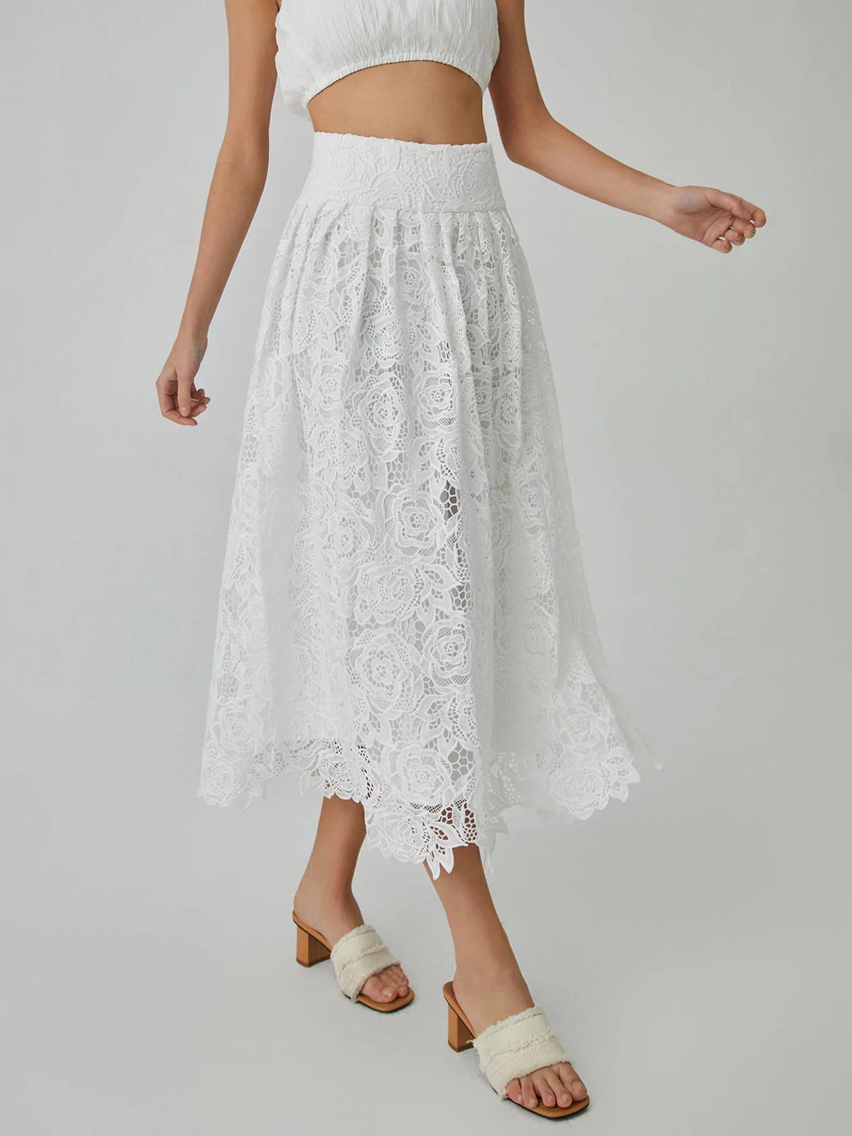 Eyelet Rosebud Graceful Pattern Maxi Skirt - Image 14
