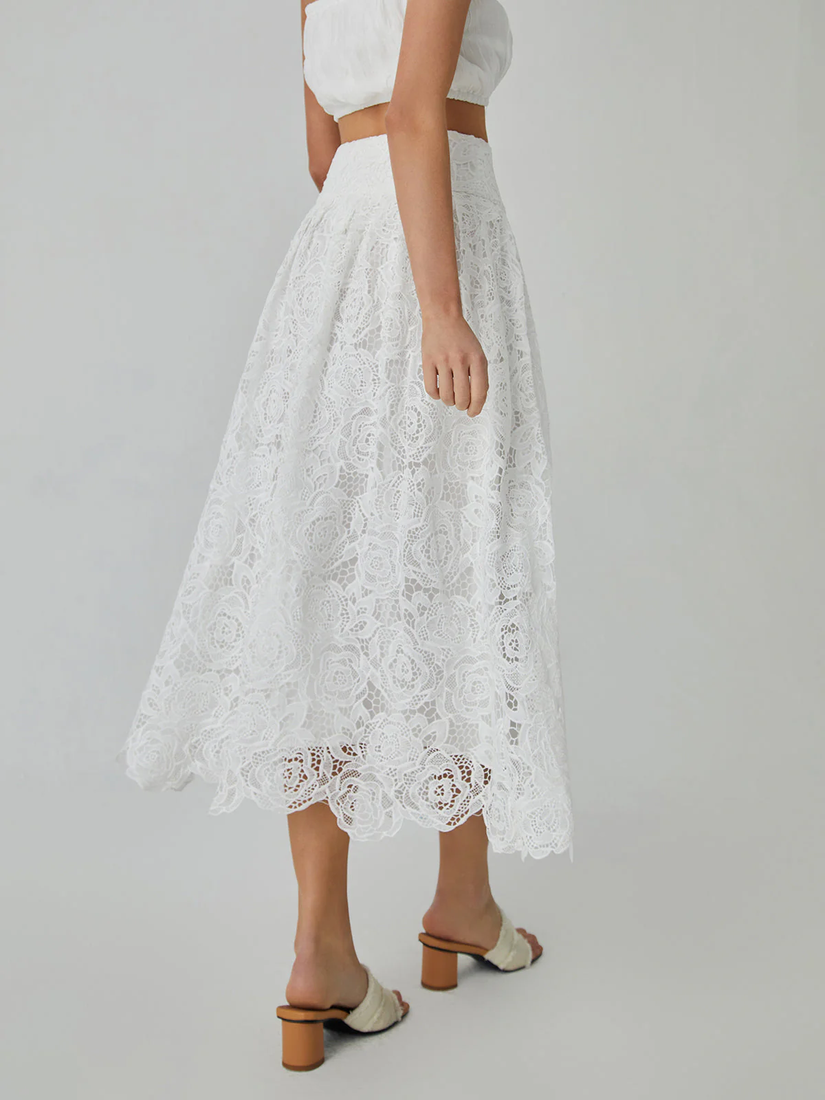 Eyelet Rosebud Graceful Pattern Maxi Skirt - Image 6