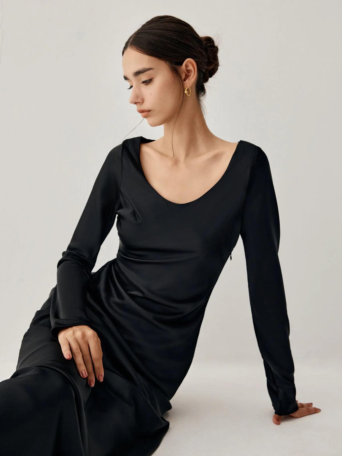Effortless Satin Long Trendy Sleeve Long Dress - Image 6