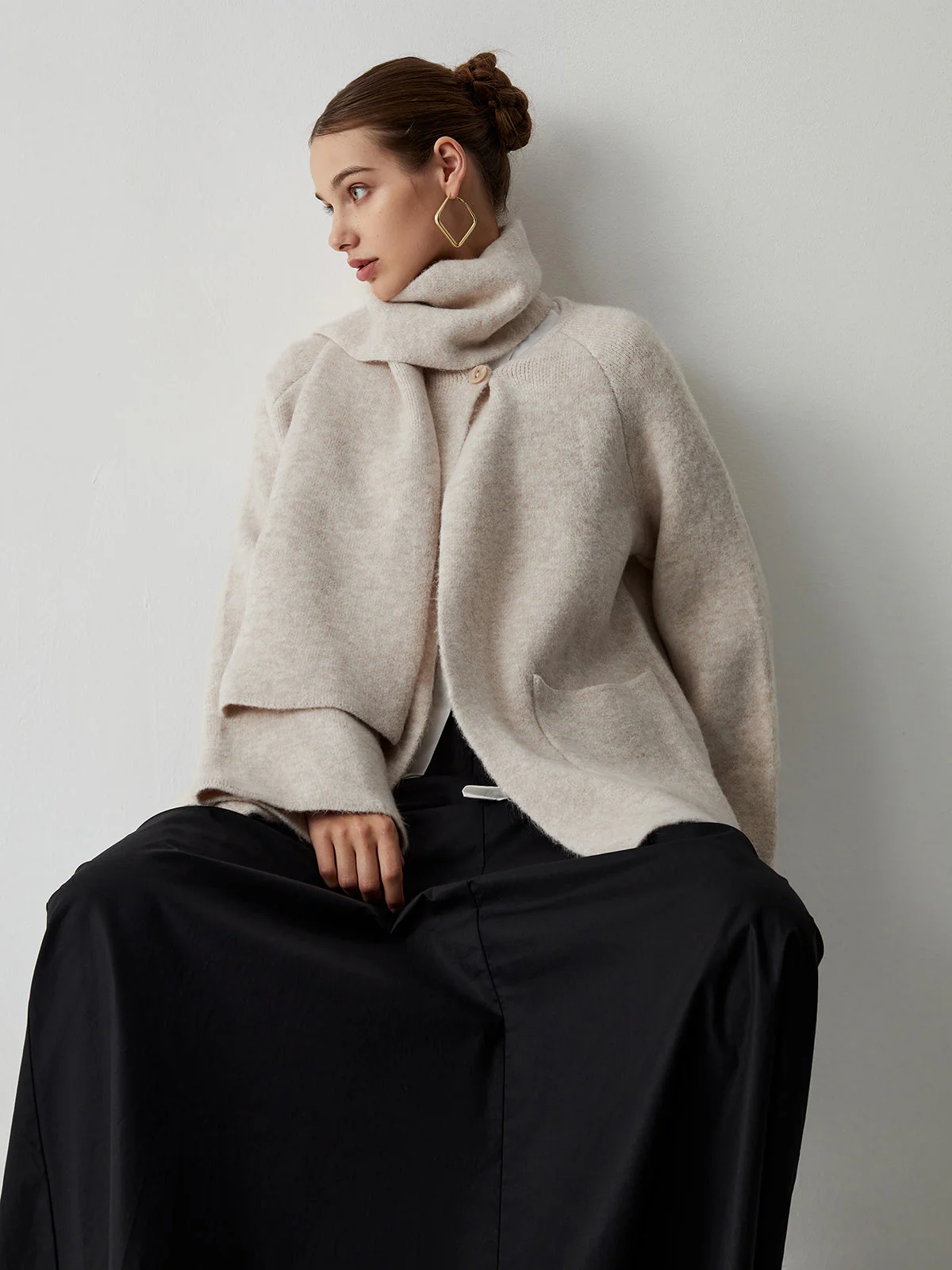 Double Pockets Kimono Trendy Jacket With Matching Scarf - Image 16