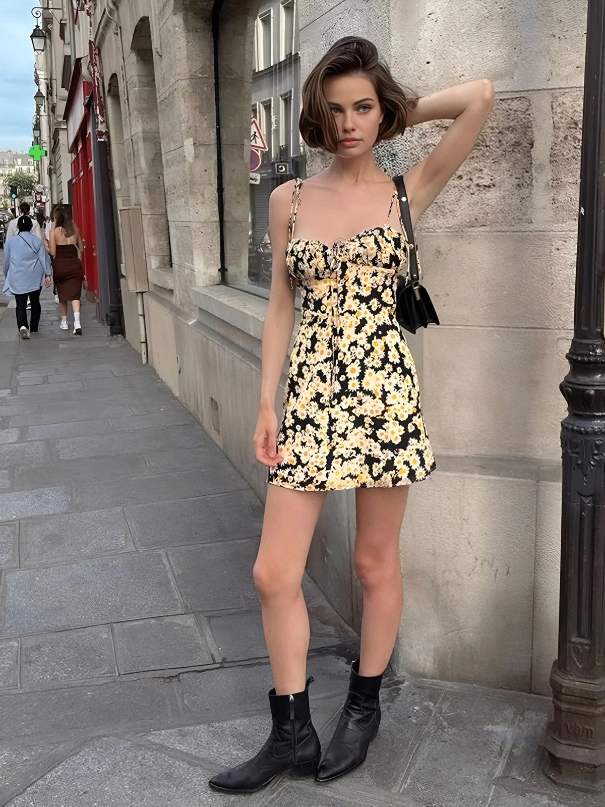 Daisy Printed Graceful Floral Short Dress - Image 11