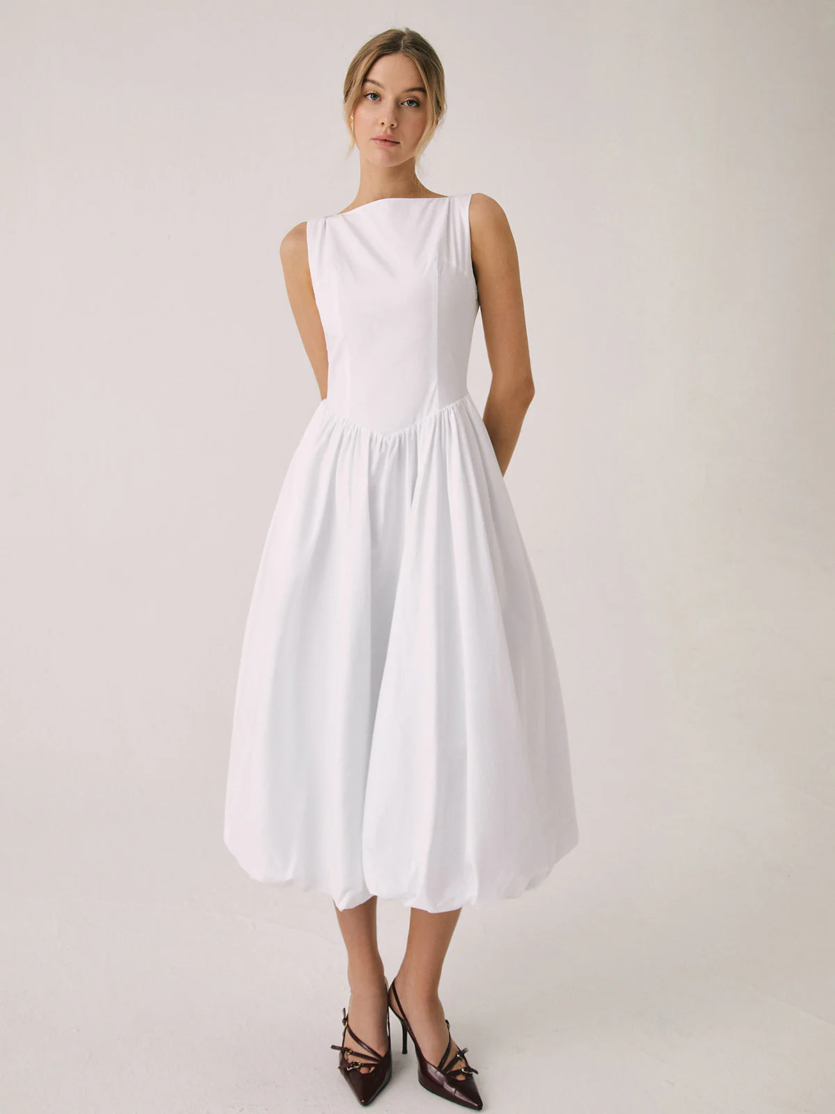 Cutout Cotton Graceful Sleeveless Midi Dress - Image 3