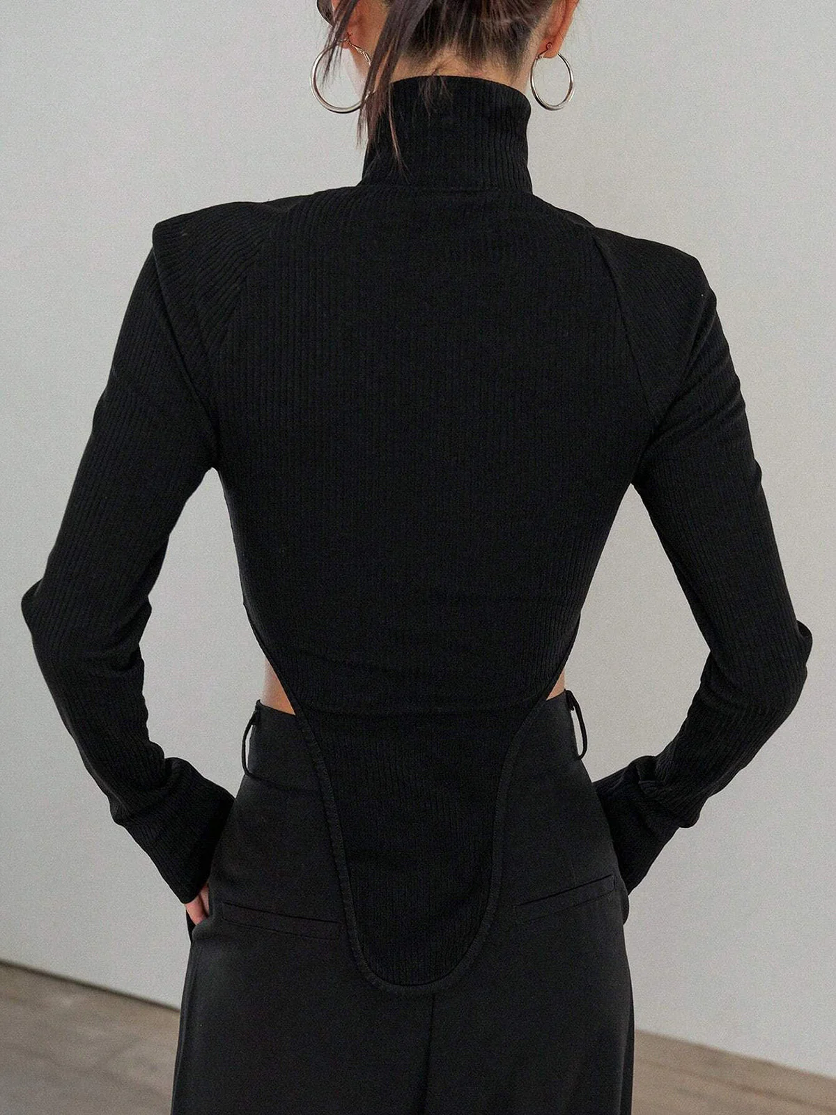 Cut Out High Trendy Neck Asymmetric Hem Top - Image 5