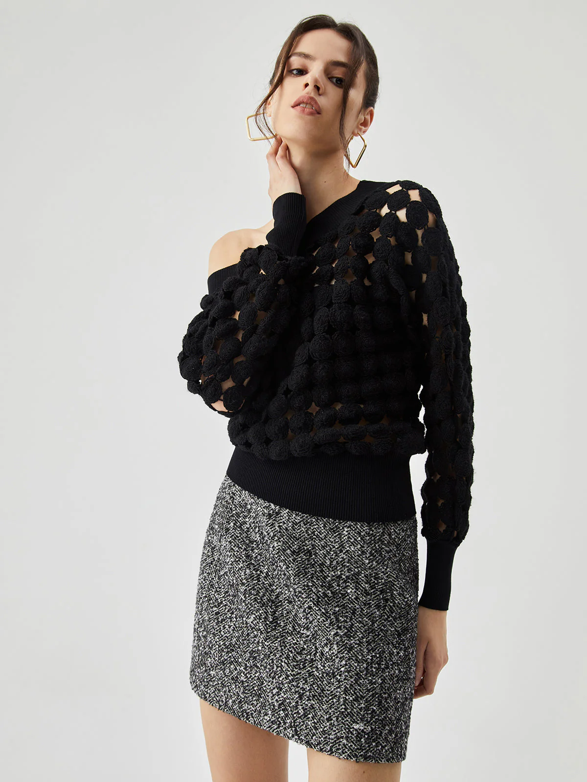 Crocheted Circle Hollow Trendy Off Shoulder Blouse - Image 18