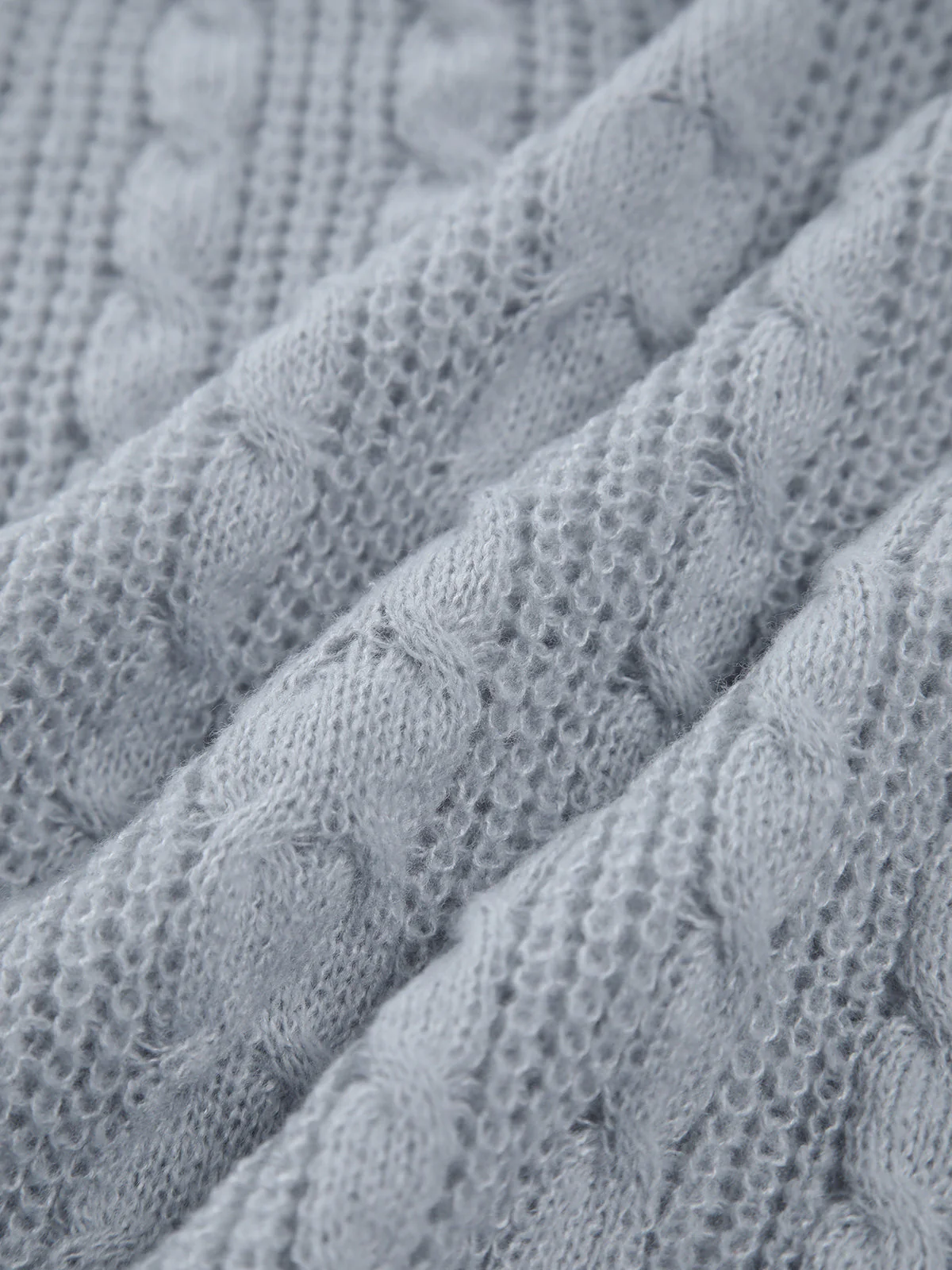 Cable Knit Graceful Oversized Sweater - Image 12