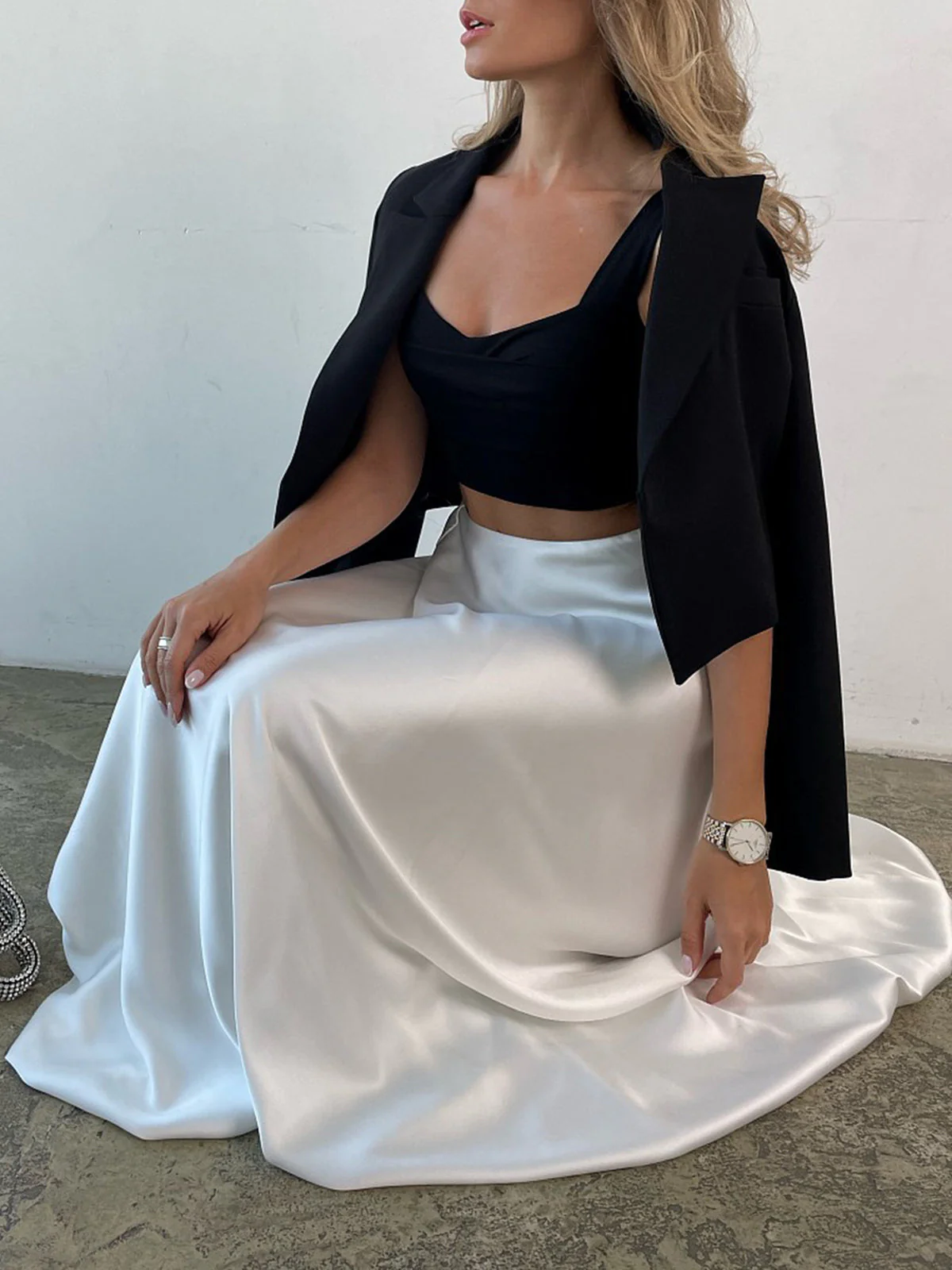 Zippered Satin Graceful A-Line Midi Skirt - Image 2