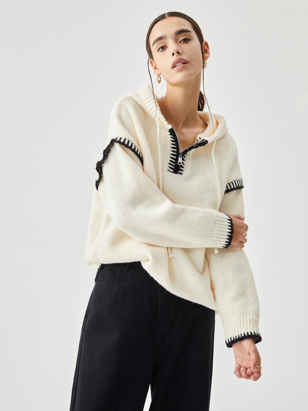 Zippered Hooded Graceful Contrast Trim Sweater - Image 5