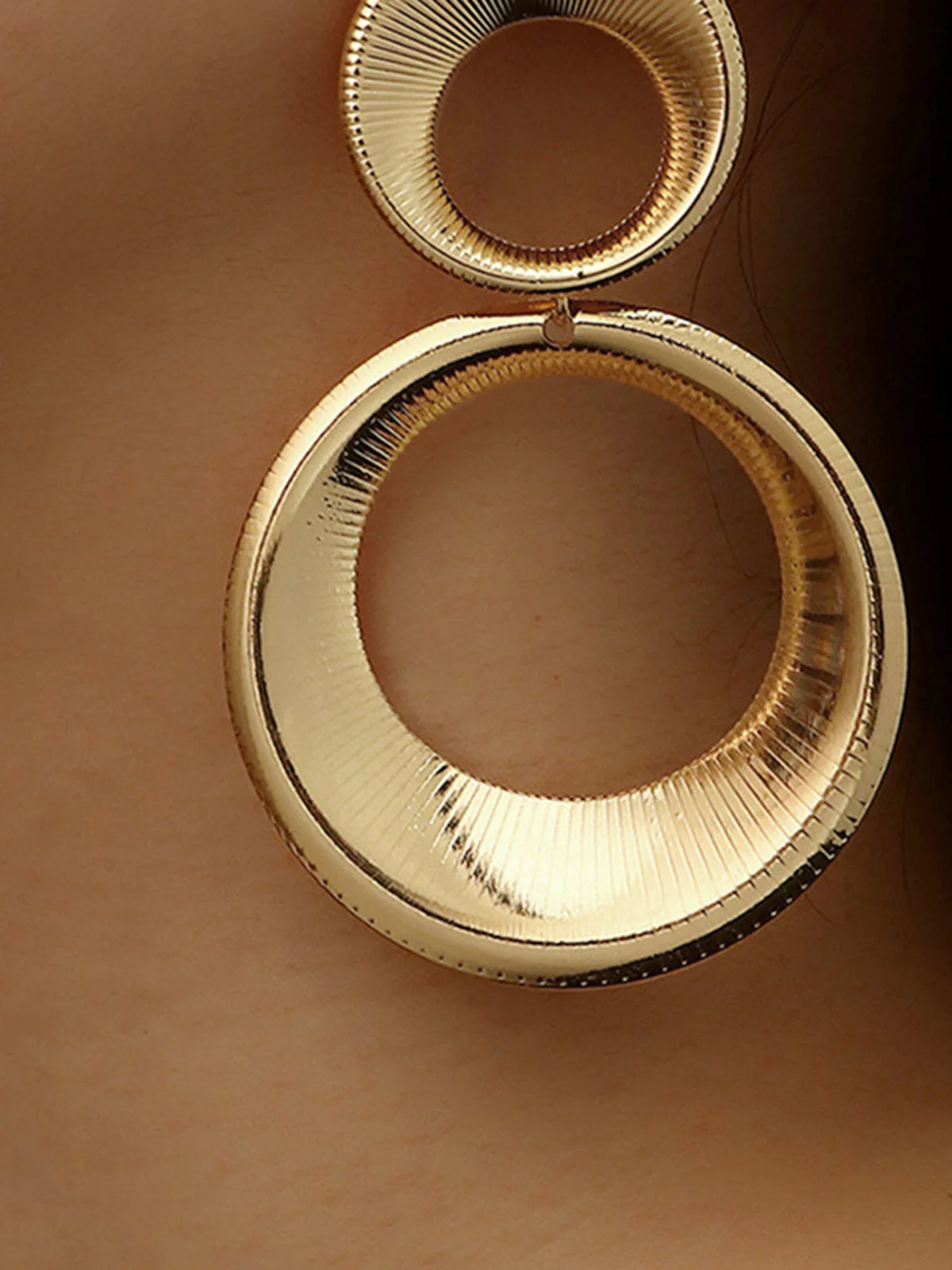 Vintage Round Graceful Bold Pendant Earrings - Image 7