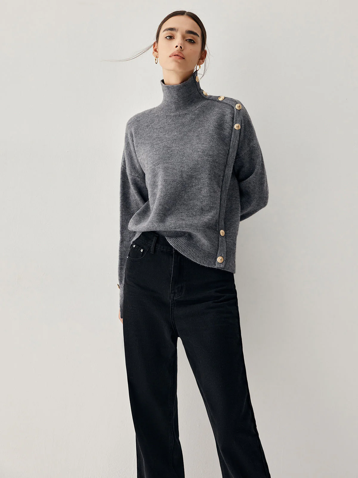 Vintage Buttoned Graceful Turtleneck Sweater - Image 2