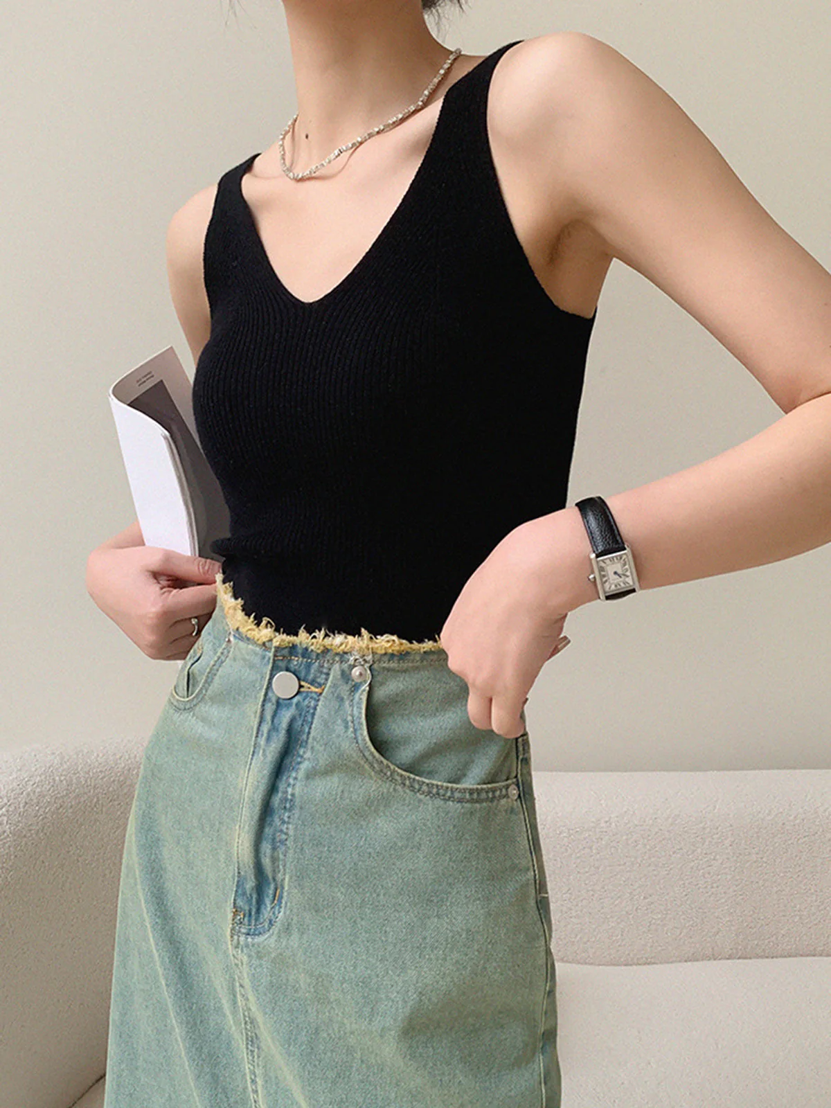 v-neck rib Graceful tank top - Image 16