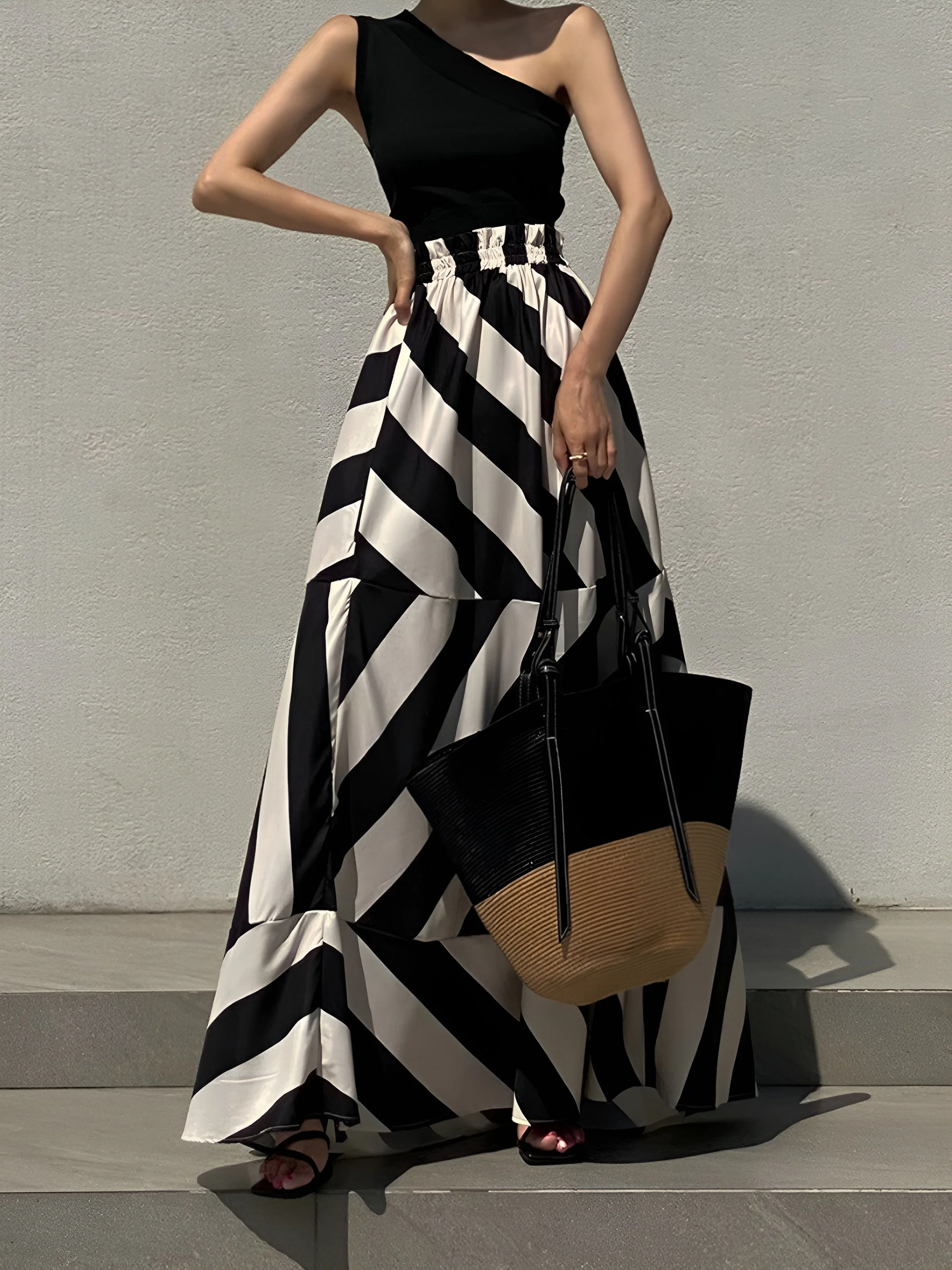 Stripe Print Graceful Long Skirt - Image 3