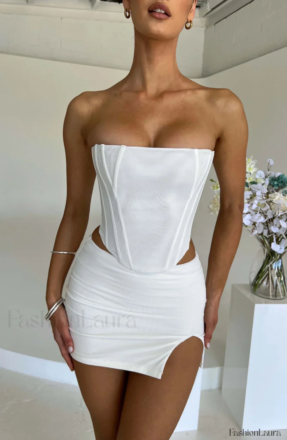 Alina Mini Graceful Skirt - White - Image 29