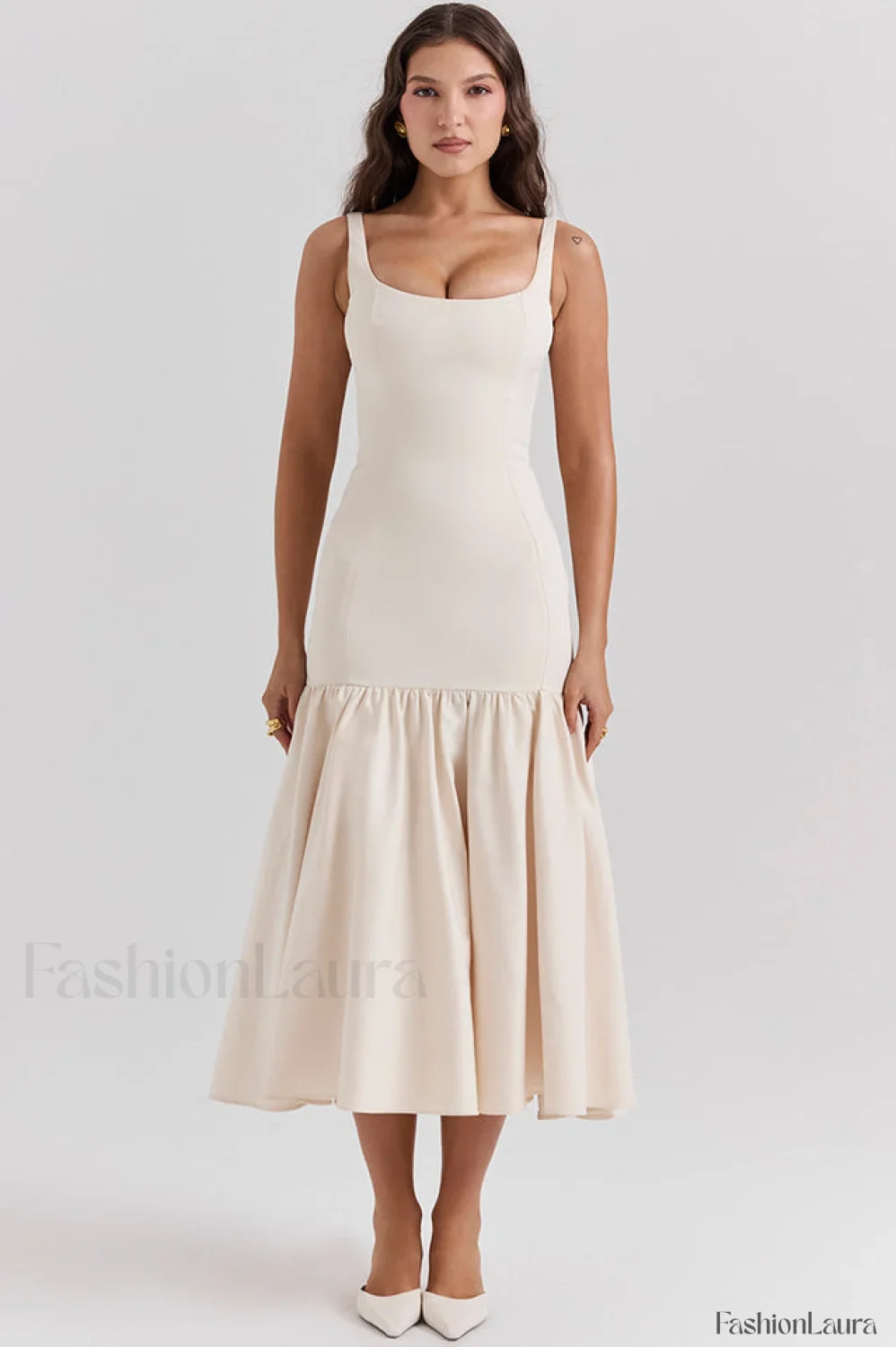 Amore Dropped Stylish Waist Midi Dress - Image 3