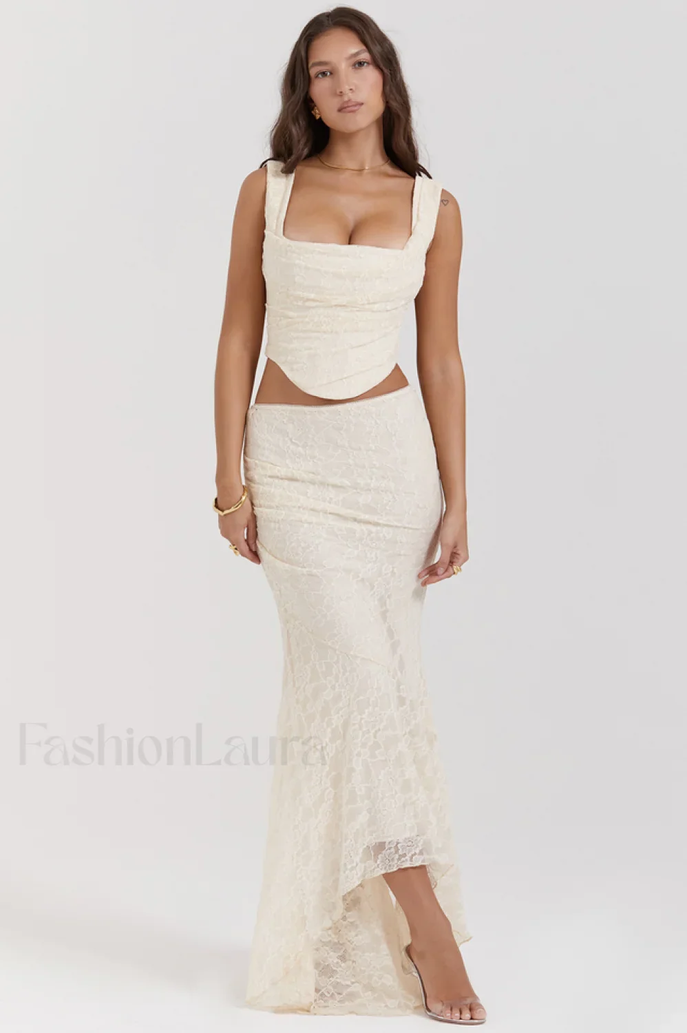 Vintage Cream Corset Charming + Lace Skirt Set - Image 18