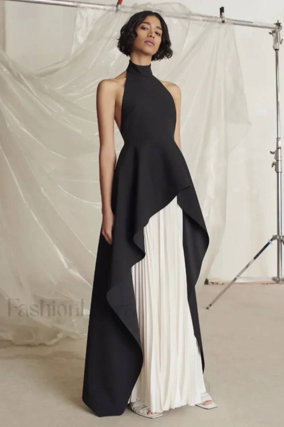 Victoria Layered Stylish Halter Gown Set - Image 2