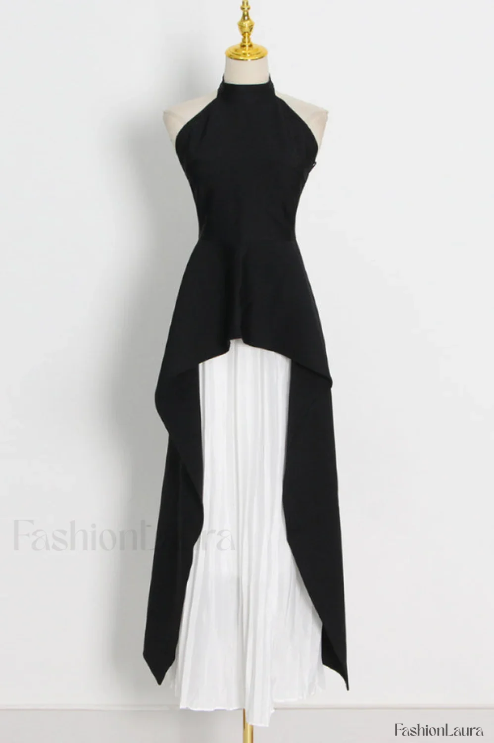 Victoria Layered Stylish Halter Gown Set - Image 33
