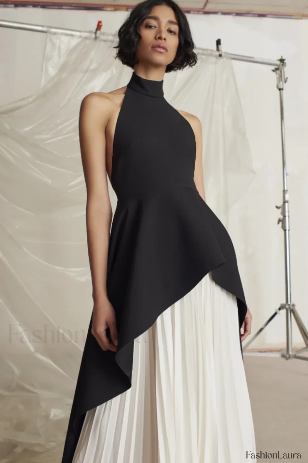Victoria Layered Stylish Halter Gown Set - Image 38