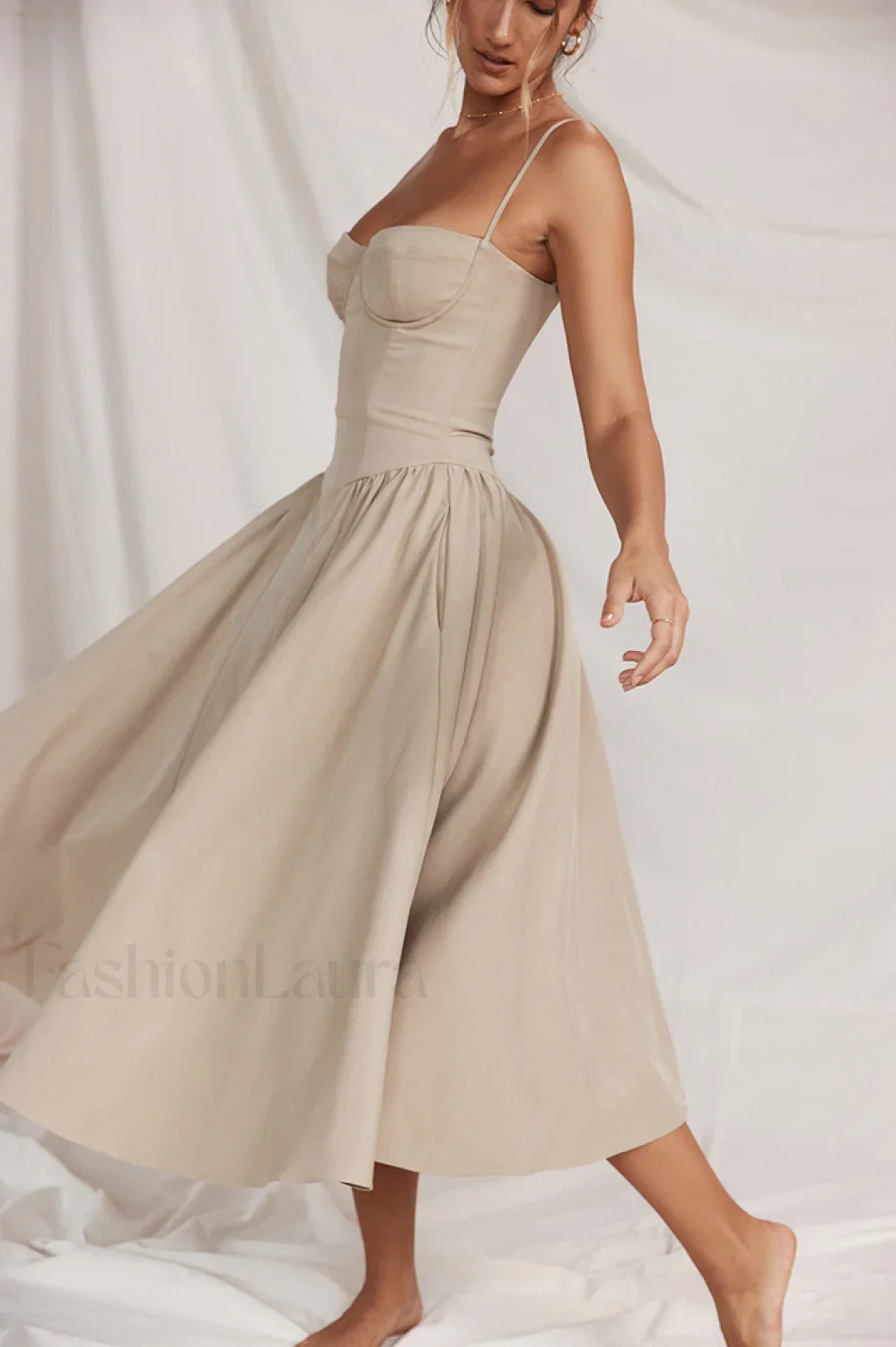 Samaria Taupe Stylish Corset Sun Dress - Image 12