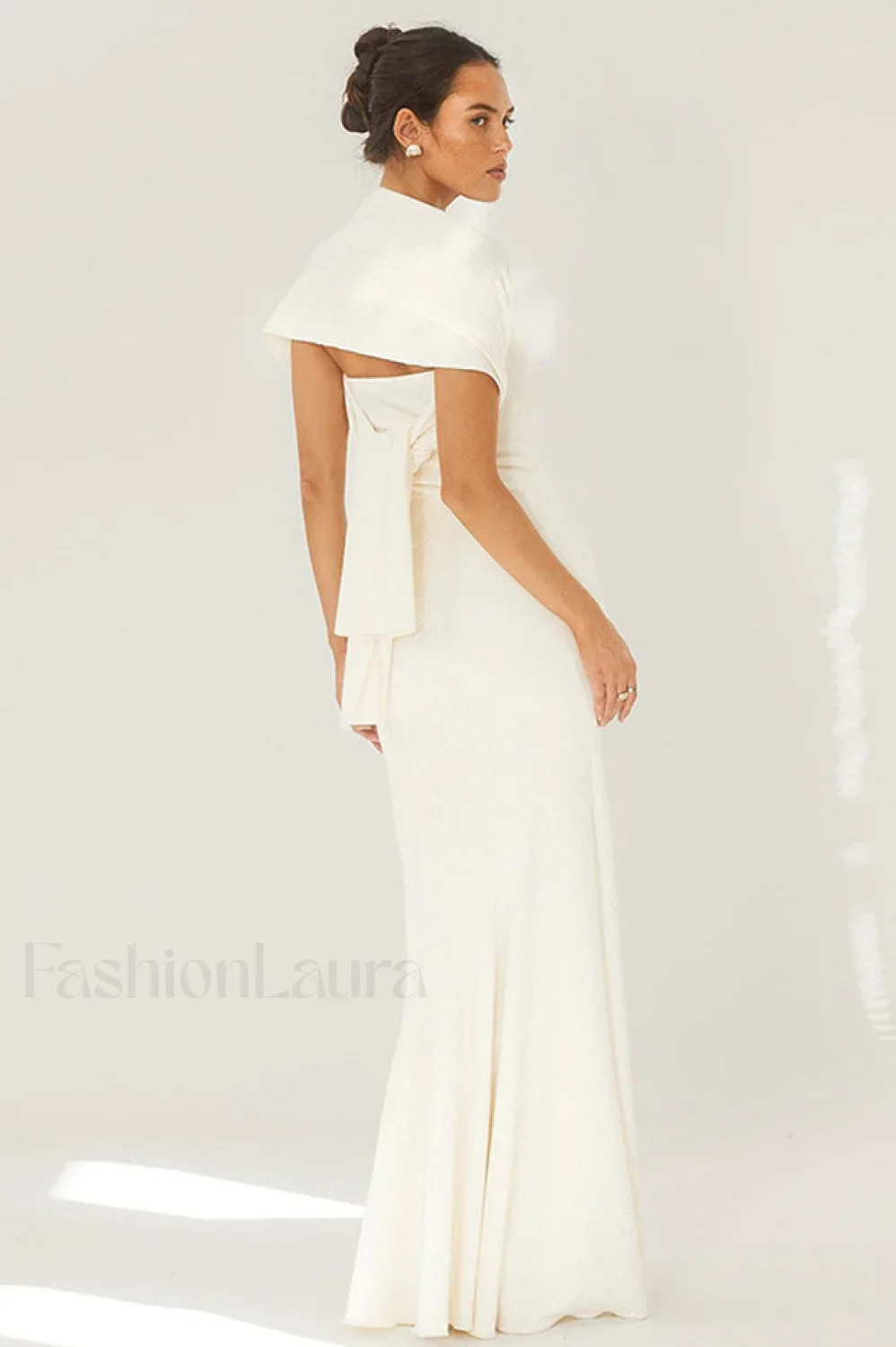 Juliana Elegant Maxi Dress - Image 11