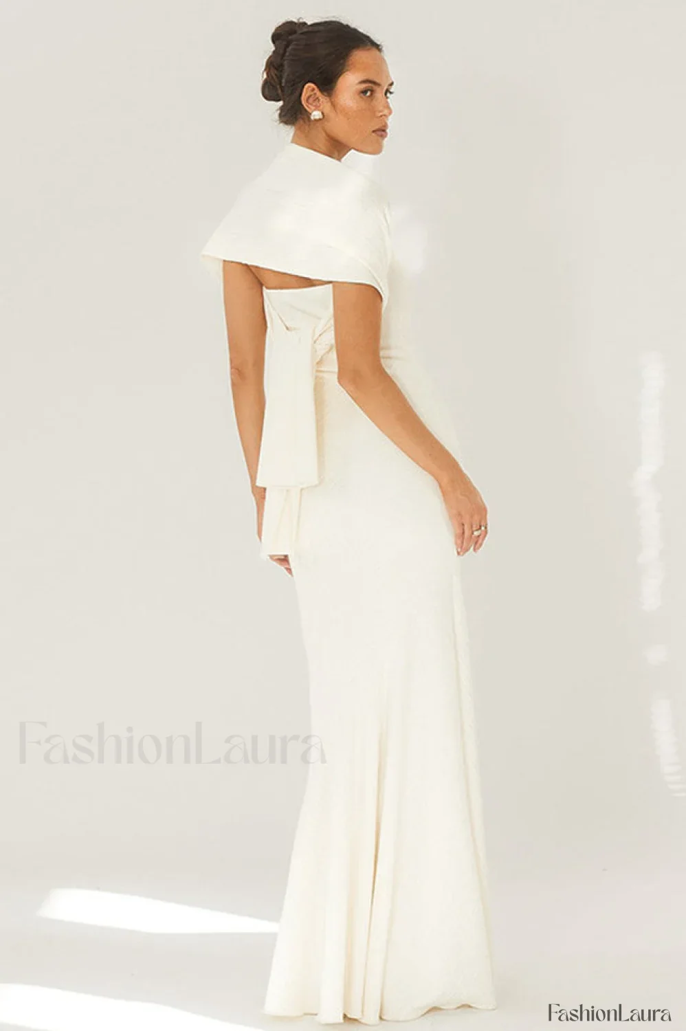 Juliana Elegant Maxi Dress - Image 32