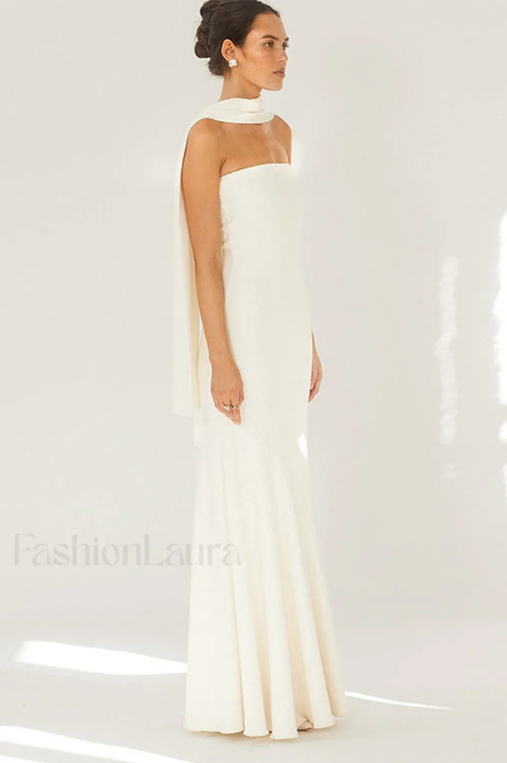 Juliana Elegant Maxi Dress - Image 9