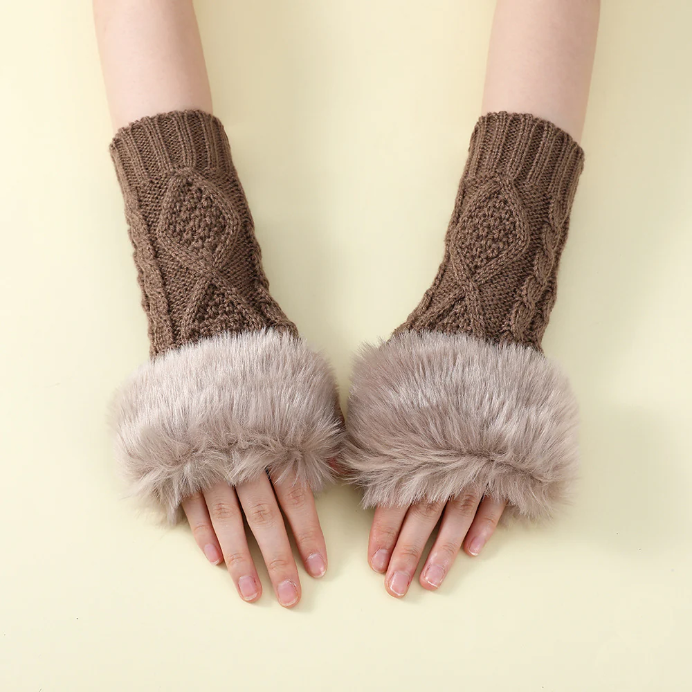 Faux Fur Knit Diamond Pattern Gloves - Image 8