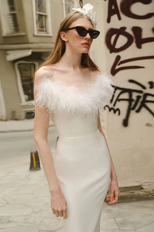 Faux Fur Trim Strapless Bodycon Dress - Image 4