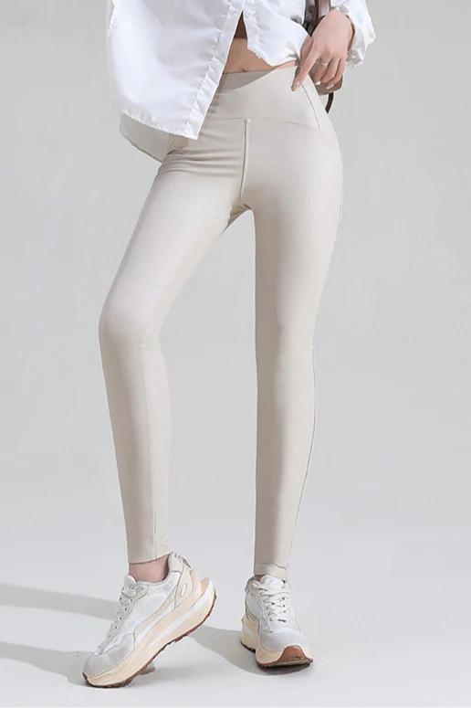 Fleece Lined Faux Leather Leggings - Image 2