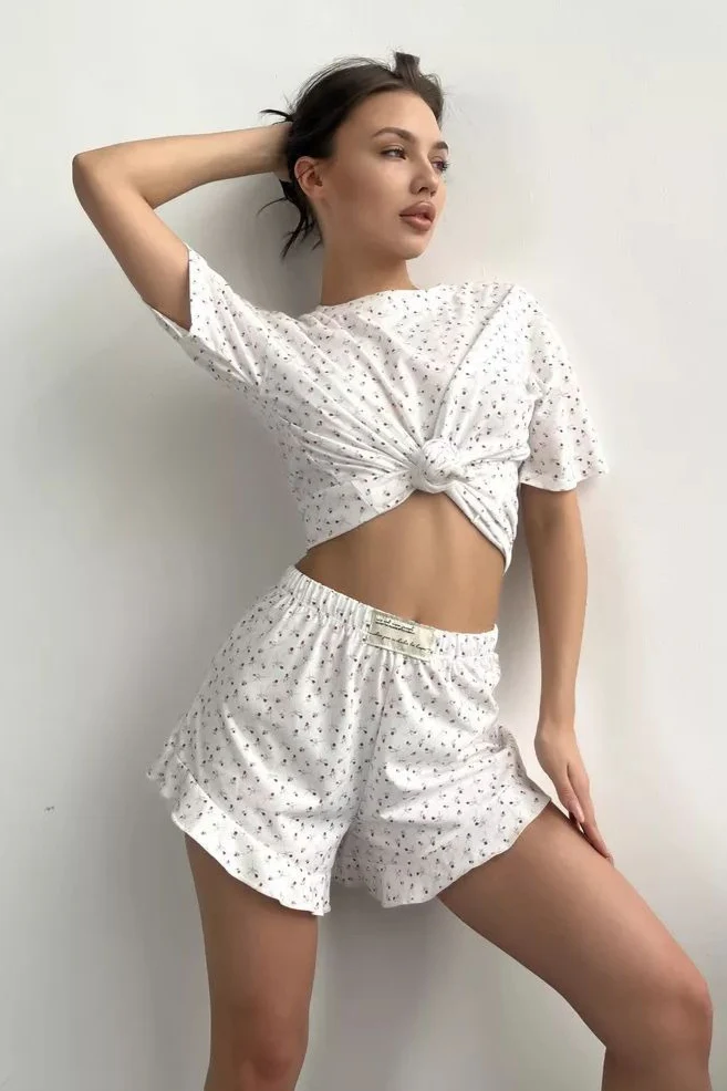 Floral Print Crew Neck Lounge Shorts Set - Image 2