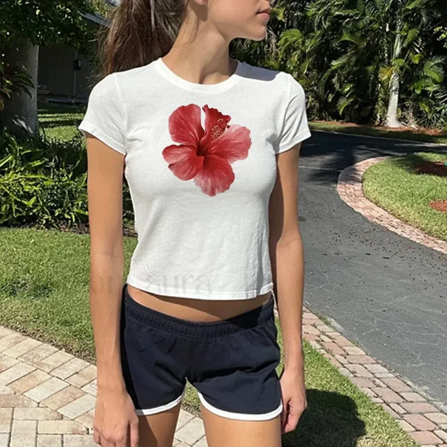 Flower Print Vintage Crop Top T-Shirt - Image 3