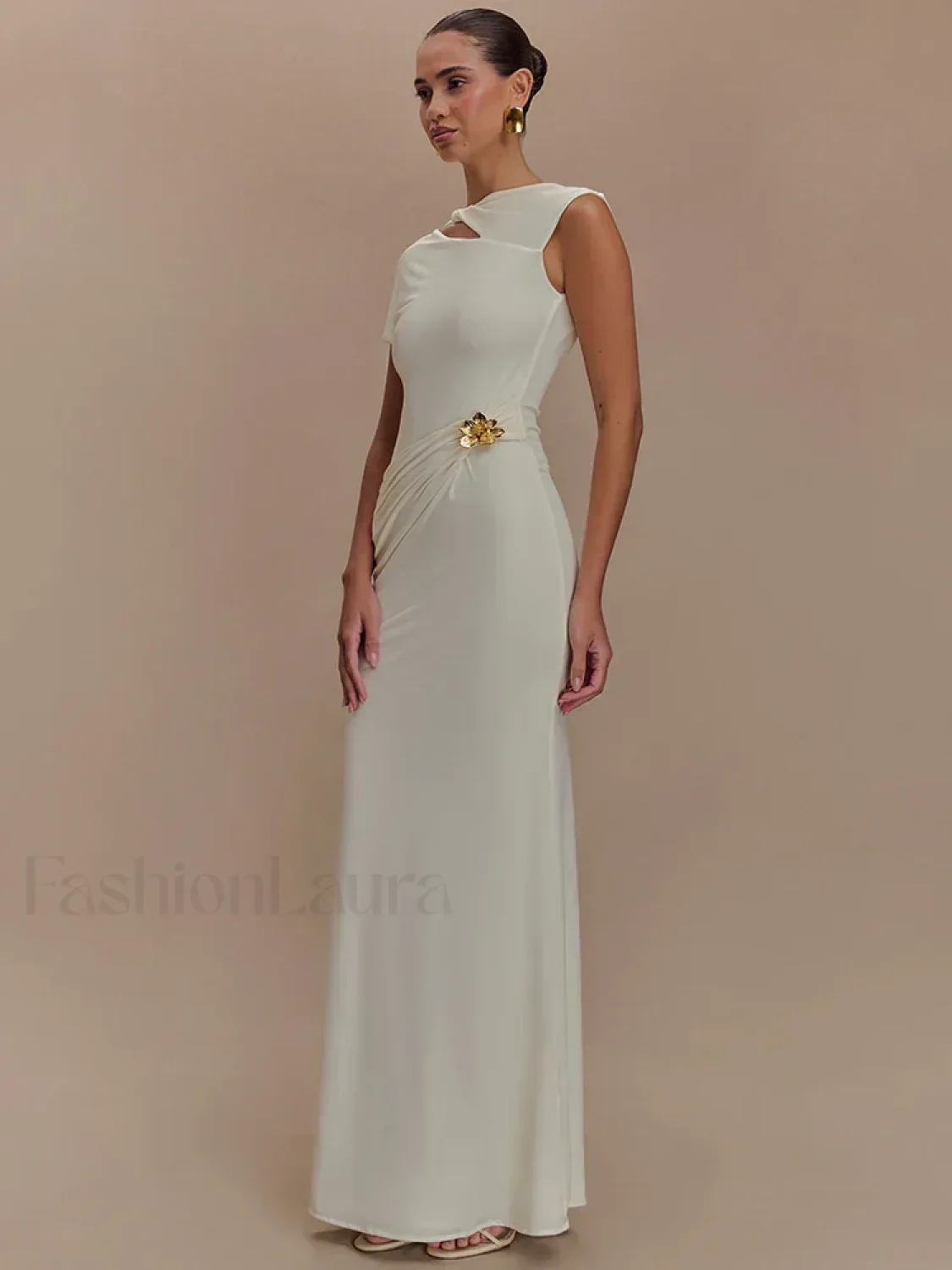 Gold Clasp Ruched Bodycon Maxi Dress - Image 10