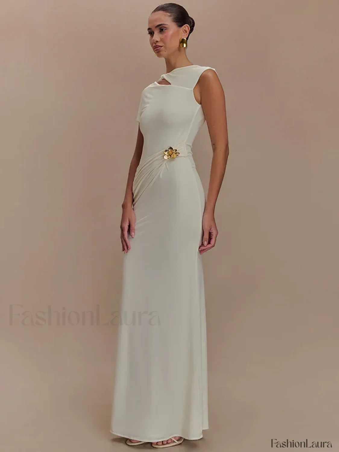 Gold Clasp Ruched Bodycon Maxi Dress - Image 15