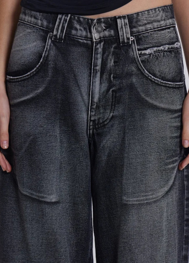Gradient Wing Print Wide Leg Jeans - Image 7