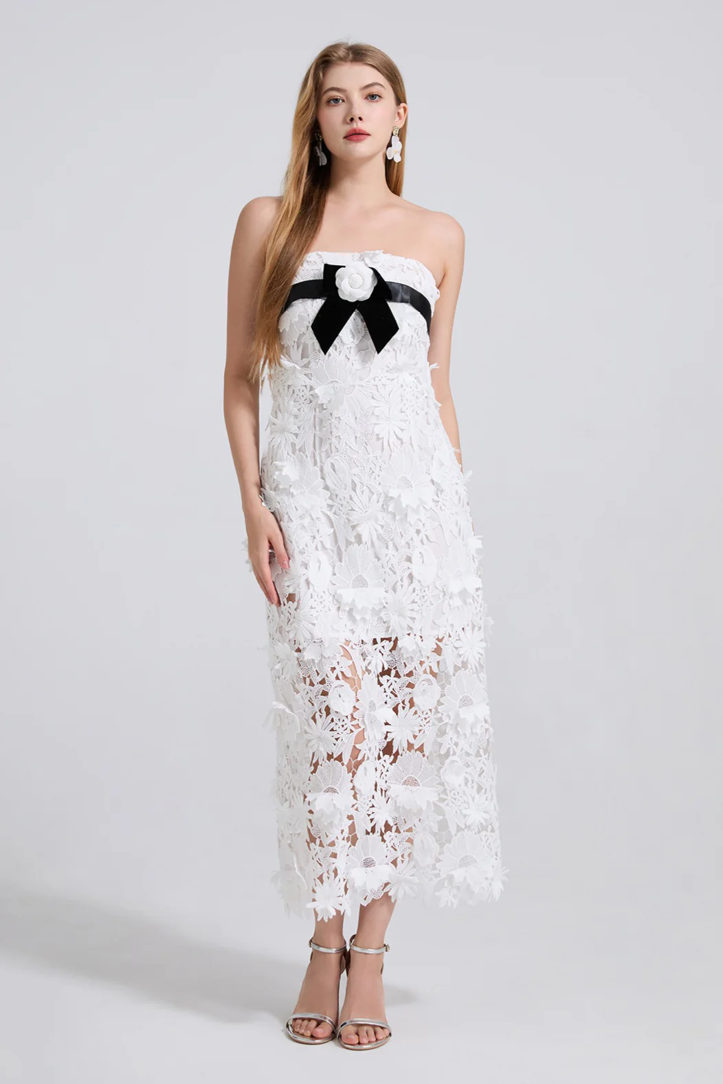 Heavy Lace 3D Embroidery Strapless Camellia Prom Dress - Image 4