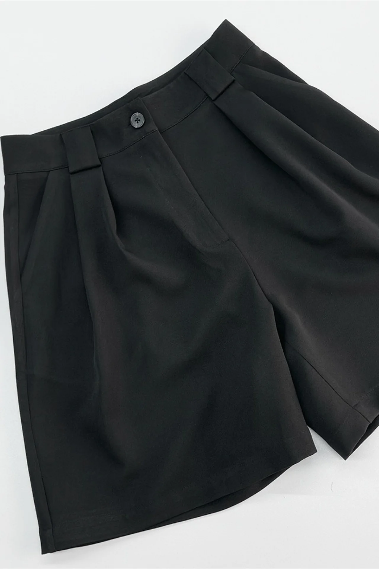 High Waist Minimalist Casual Tailored Shorts - Image 9