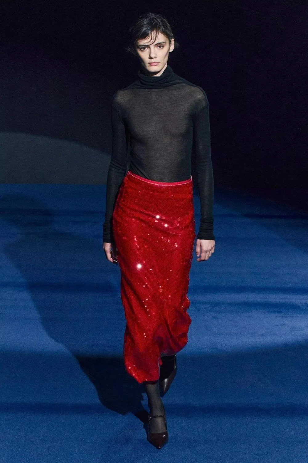 High Waist Sequin Slit Bodycon Skirt - Image 3