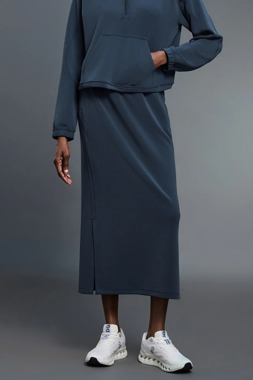 High Waist Split Straight Bodycon Midi Skirt - Image 4