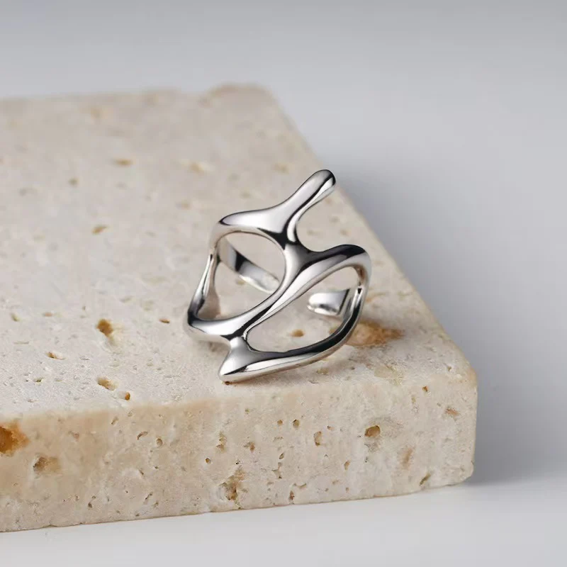 Hollow Geometric Irregular Open Knuckle Ring - Image 8