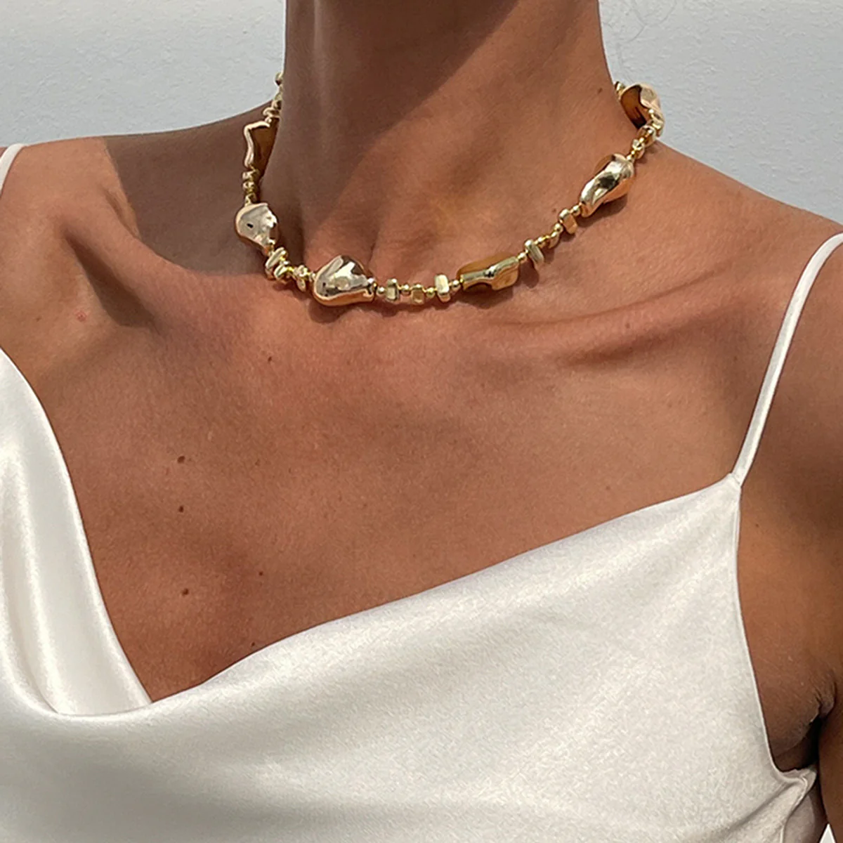 Irregular Bead Star Cross Fringe Choker Necklace - Image 4