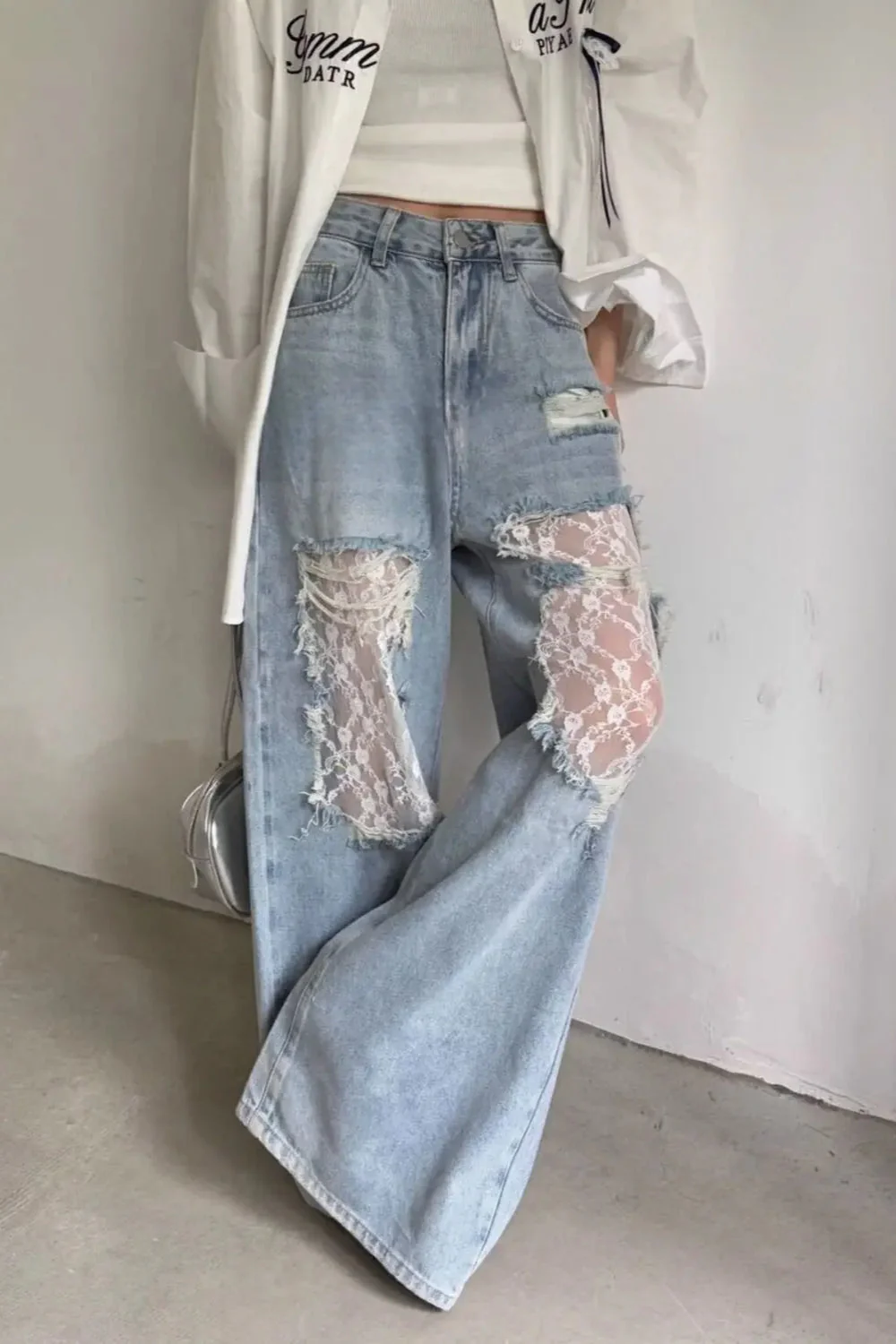 Lace Patchwork Ripped Loose Jeans - Image 9
