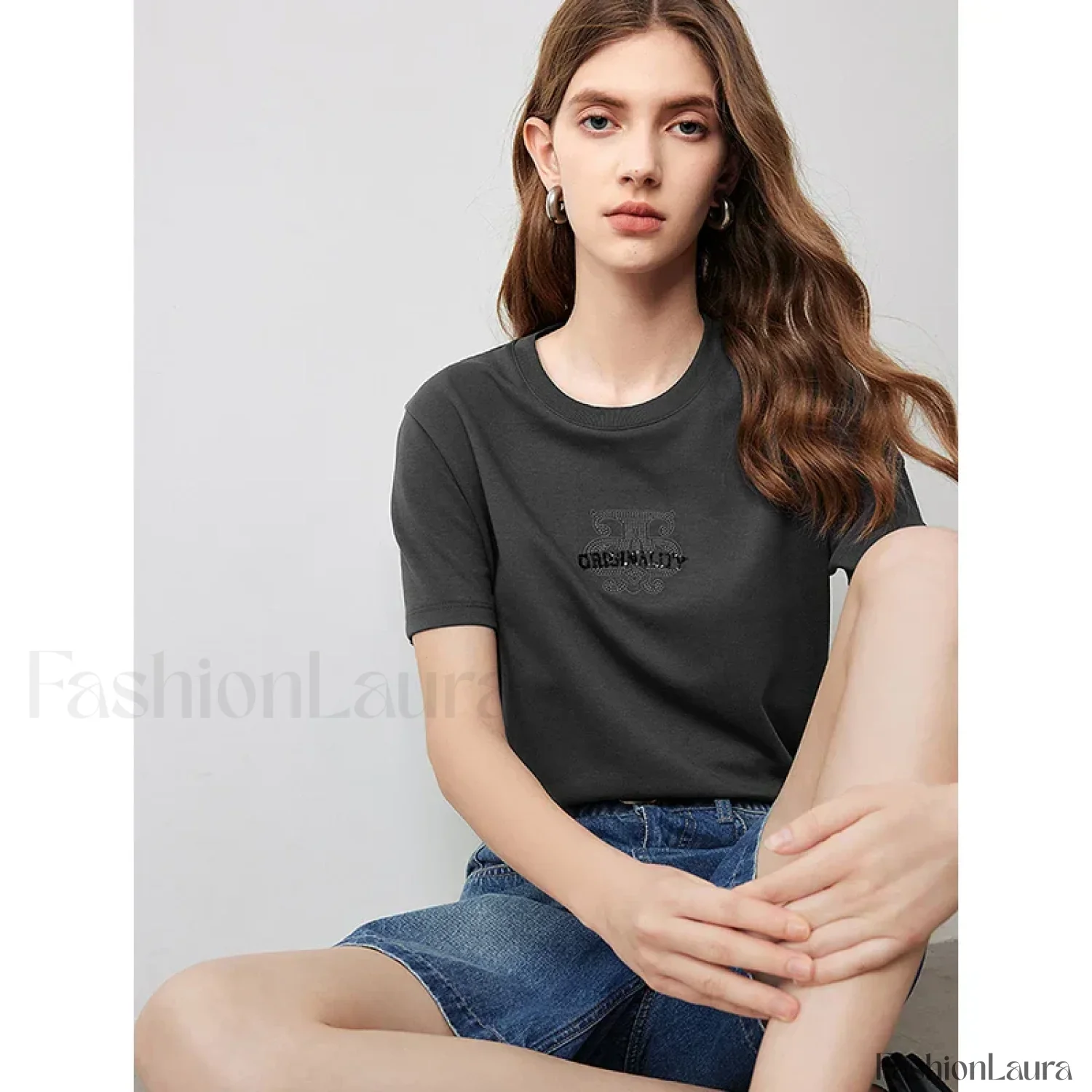 Letter Bead Embroidery Round Neck T-Shirt - Image 5