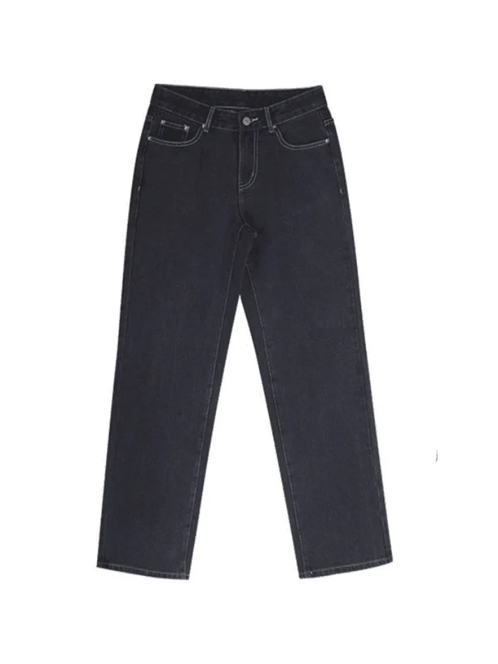 Light Wash Denim Boyfriend Jeans - Image 35