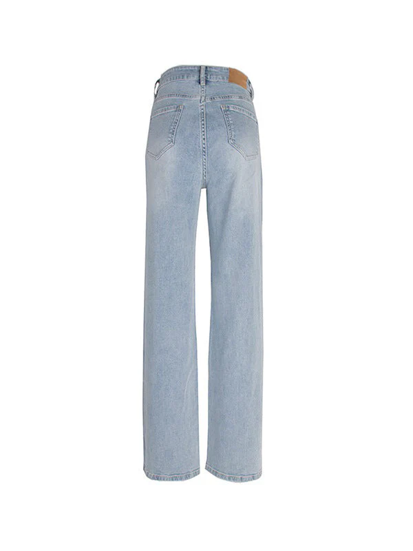 Light Wash Straight Boyfriend Jeans - Image 17