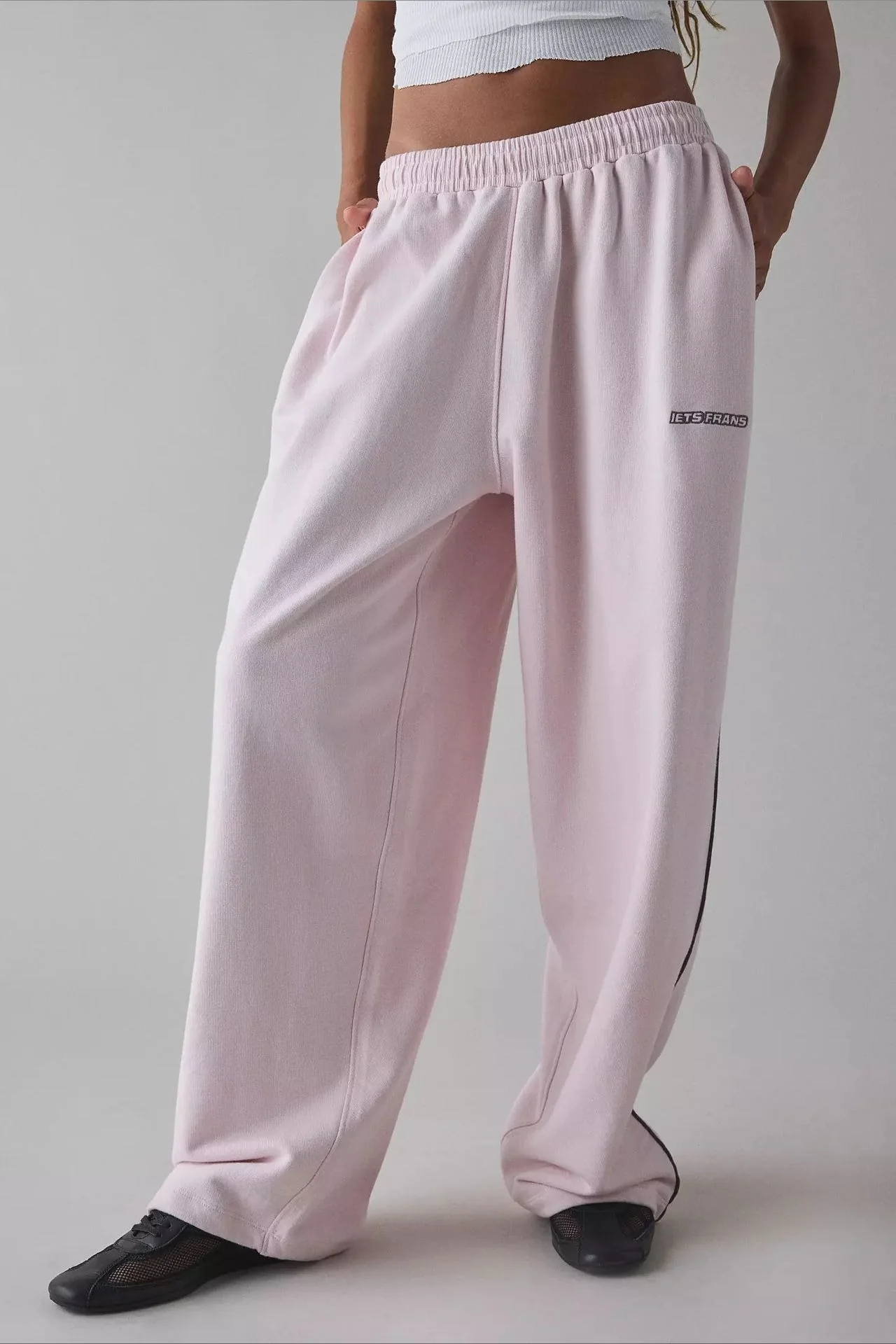 Long Embroidered Relaxed Knit Pants - Image 5