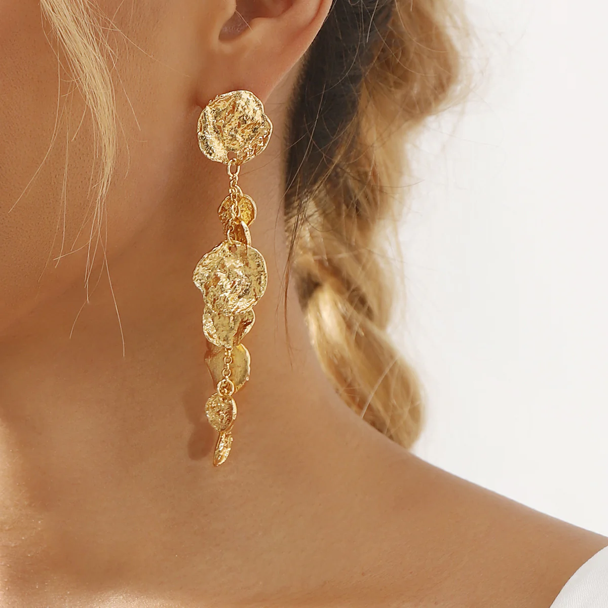 Long Round Pendant Metallic Earrings - Image 2